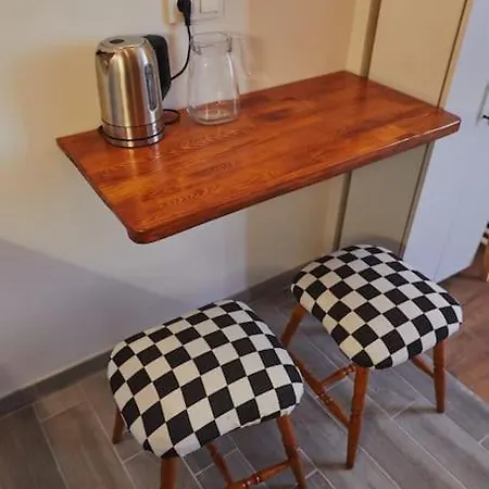 Unique Hunter's Hut Concept Tiny House